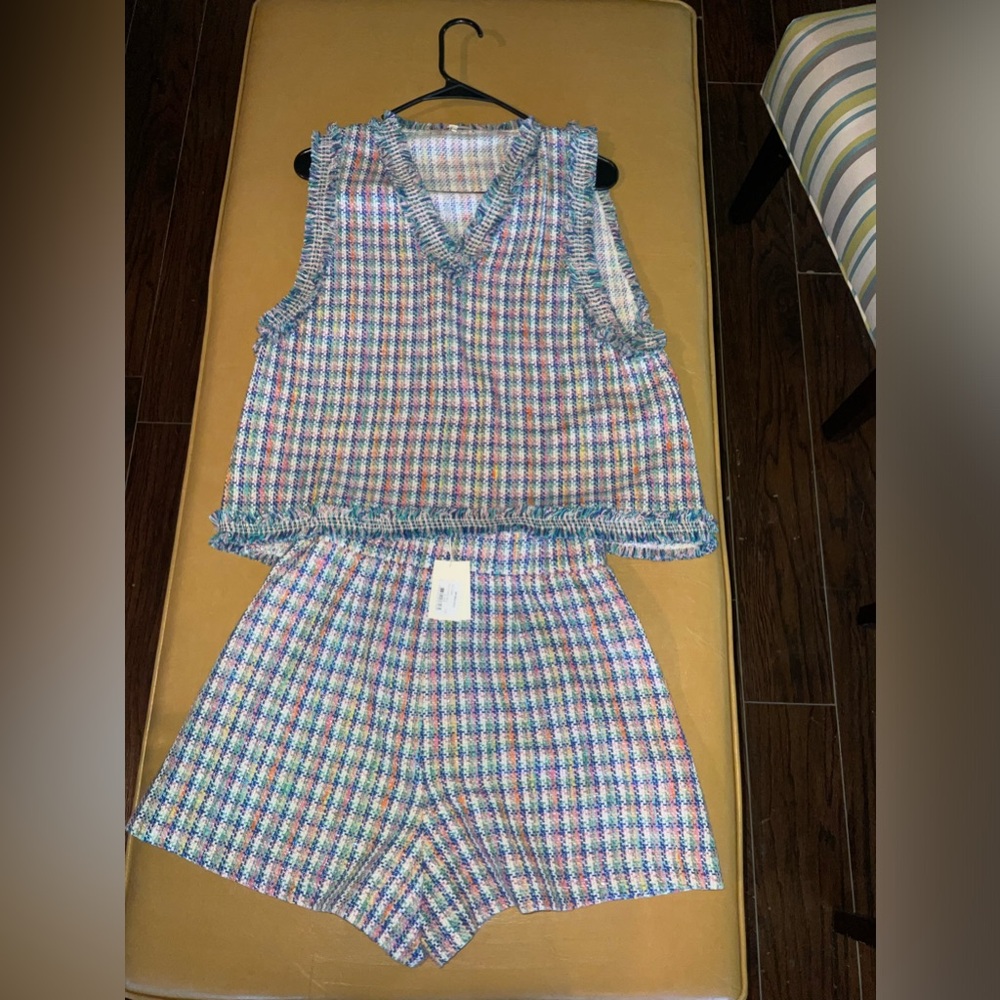 Ruffled tank set